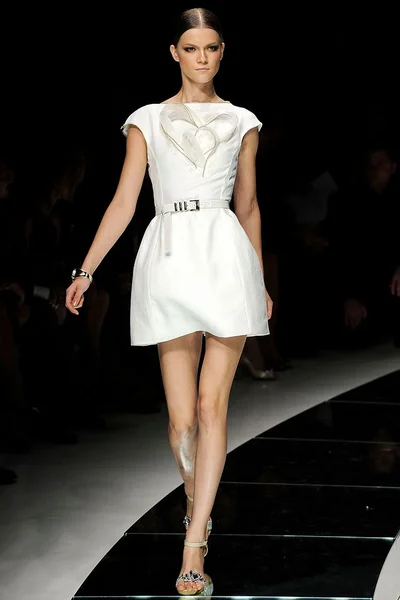 Look 4